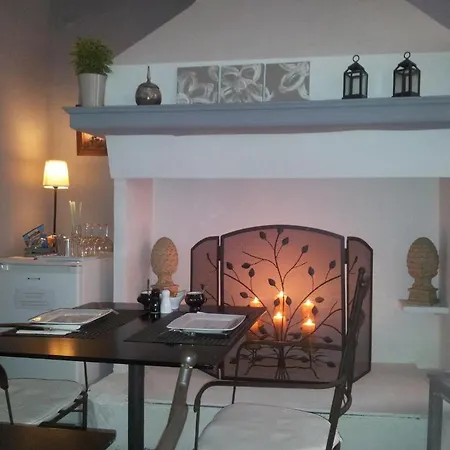 Maison Allene Bed & Breakfast *