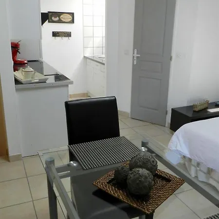 Bed & Breakfast Maison Allene *